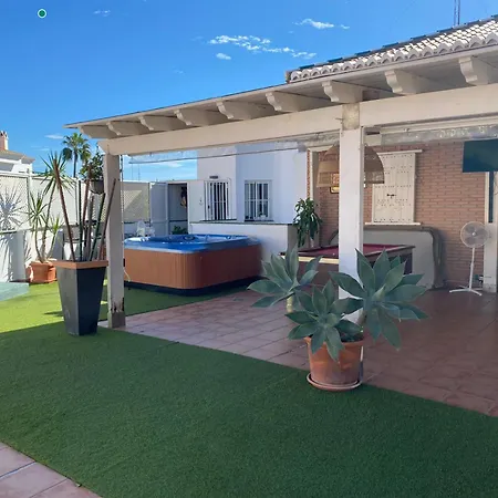 Atico Con Jacussi Y Parking En La Playa By Spainsunrentals *